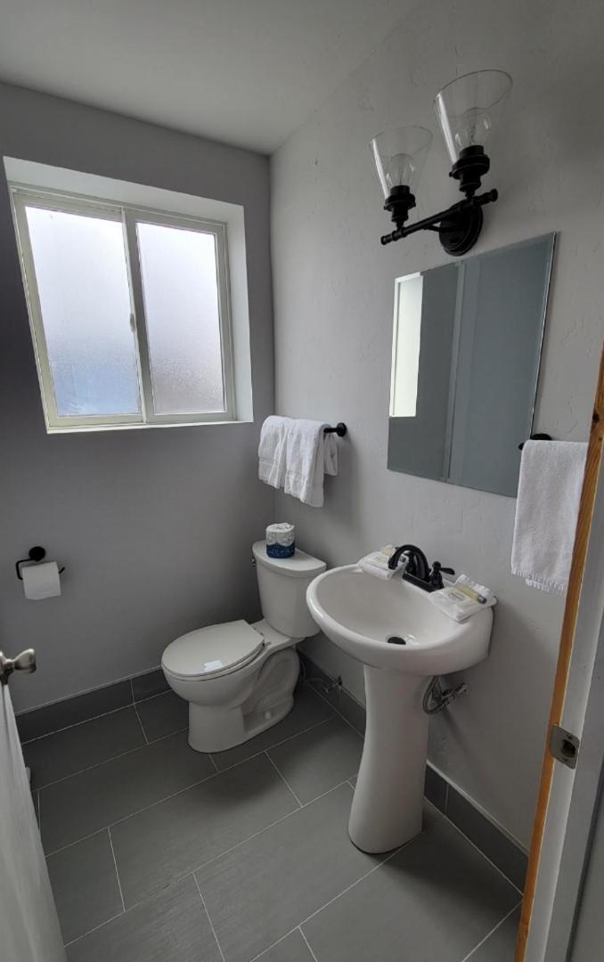 Topaz Lodge บูเอโนวิสตา ภายนอก รูปภาพ